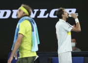 雷火电竞合作-澳网完胜联合杯，梅德韦杰夫带队取胜