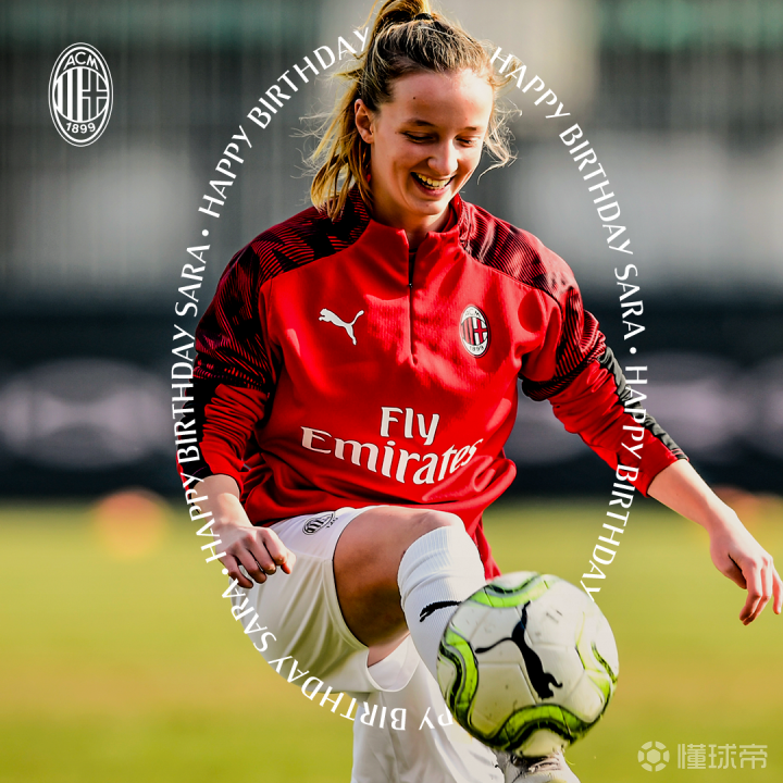 瑞士女足球员发挥出色勇夺冠军