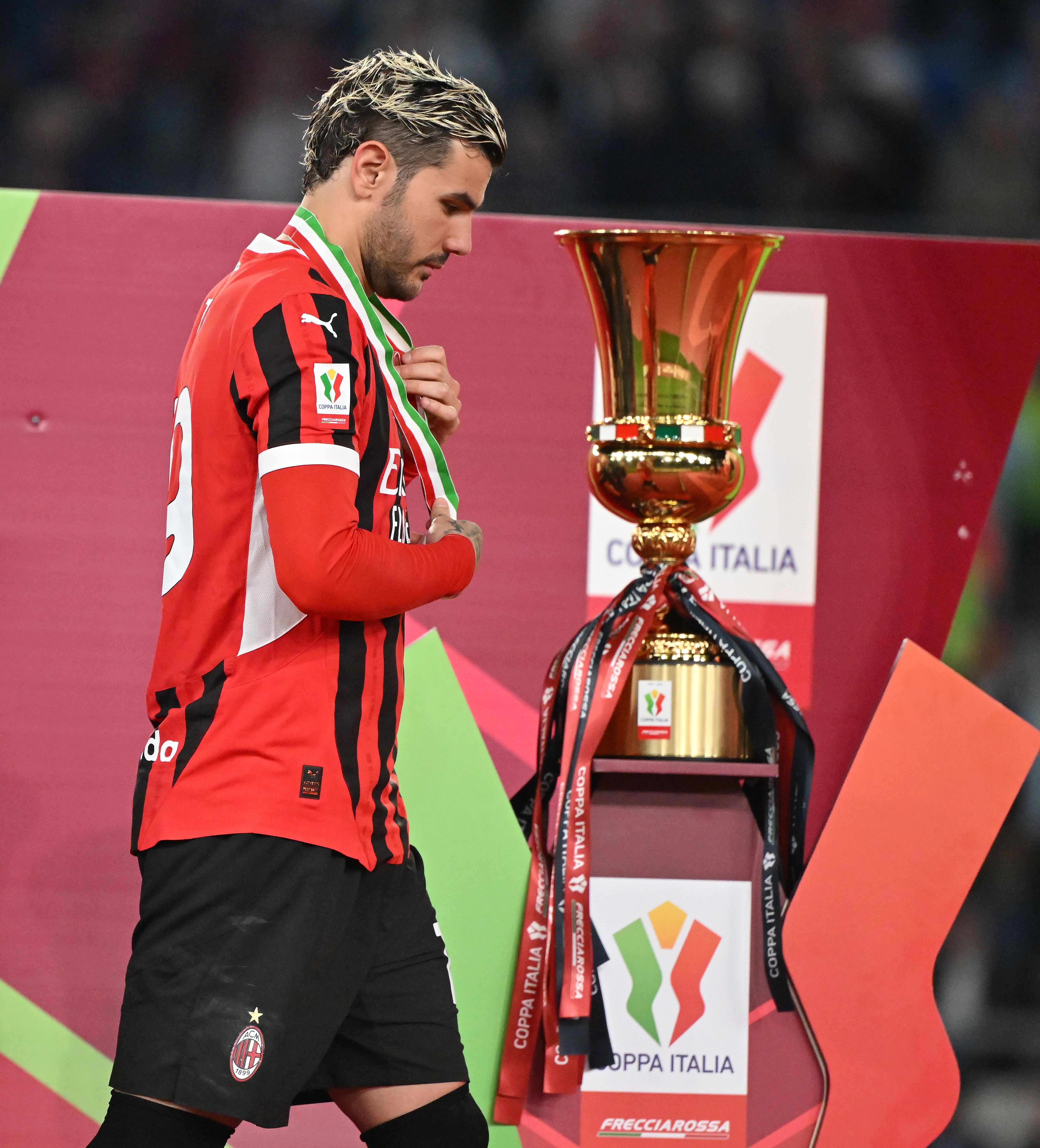 意大利队队员发挥出色,捍卫荣誉的简单介绍 意大利队队员发挥出色,捍卫荣誉的简单介绍