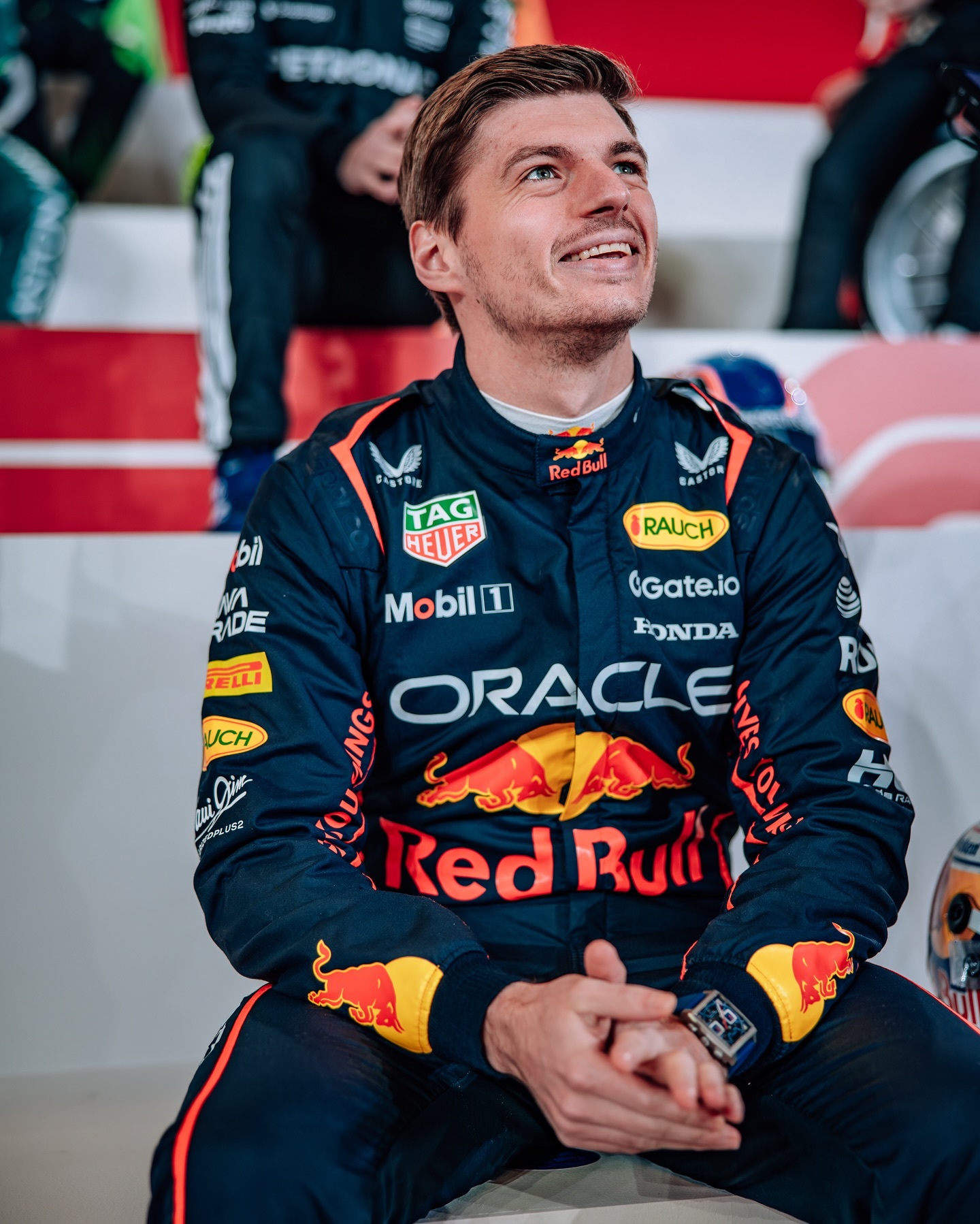 法拉利横扫红牛二队,诺里斯点燃赛场 法拉利横扫红牛二队,诺里斯点燃赛场