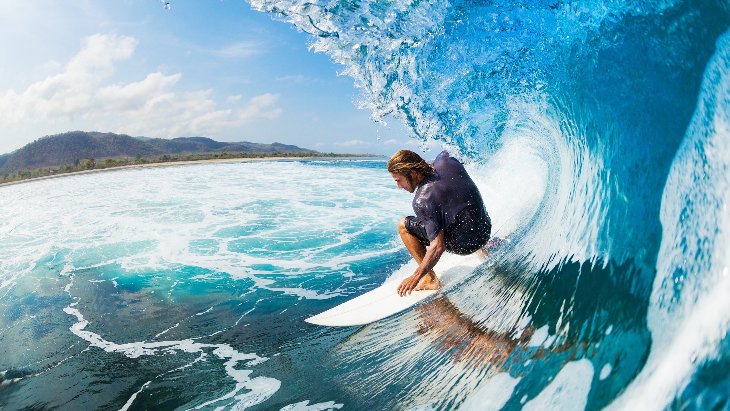 宿命的铁幕，日本决胜局历史性带走巴萨，法比尼奥高光时刻定乾坤